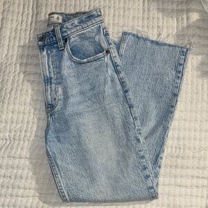 Abercrombie 90s Straight Ultra High Rise CURVE LOVE